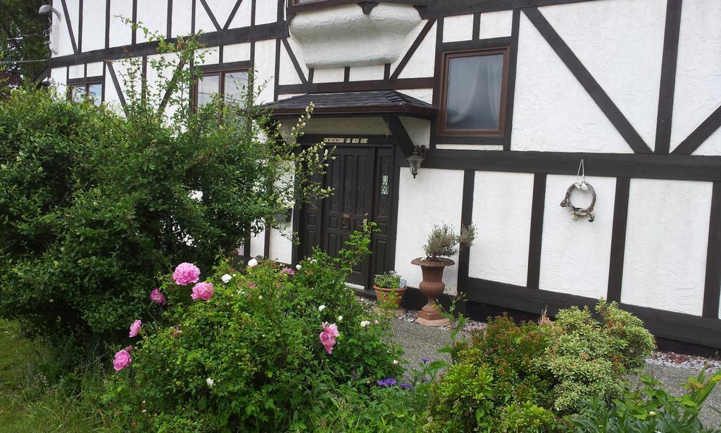 Bed and Breakfast Hemingway'S By The Sea Victoria Exterior foto
