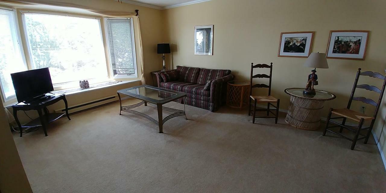 Bed and Breakfast Hemingway'S By The Sea Victoria Exterior foto